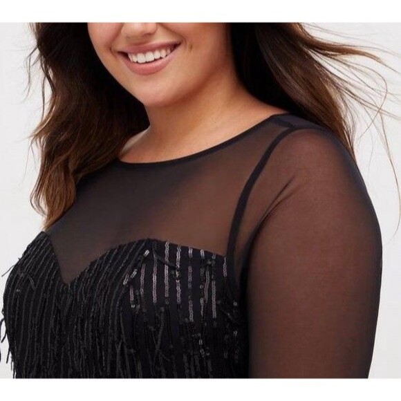 Torrid Illusion Sleeve Skater Dress Sequin Fringe Black Flapper Midi Size 28 - Picture 3 of 15